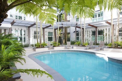 The Emerald Resort Noosa - Accommodation Sunshine Coast 1