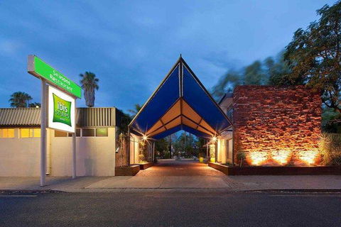 Ibis Styles Alice Springs Oasis - Accommodation Sunshine Coast 3