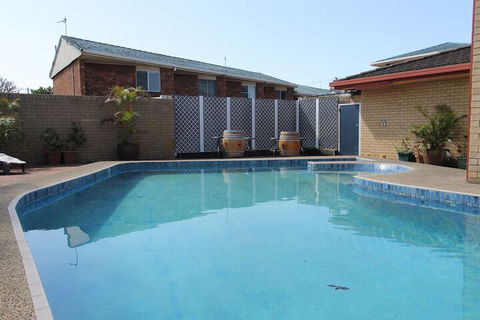 Toreador Motel - Accommodation Sunshine Coast 2