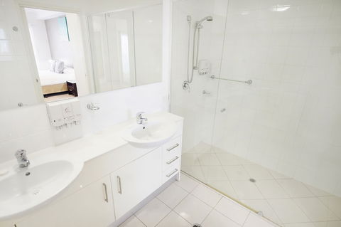 Gladstone City Central Apartment Hotel - Accommodation Sunshine Coast 4