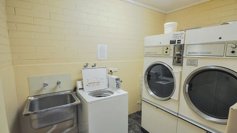 Alexander Motel Whyalla - Accommodation Sunshine Coast 4