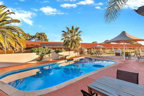 Alexander Motel Whyalla - Accommodation Sunshine Coast 0