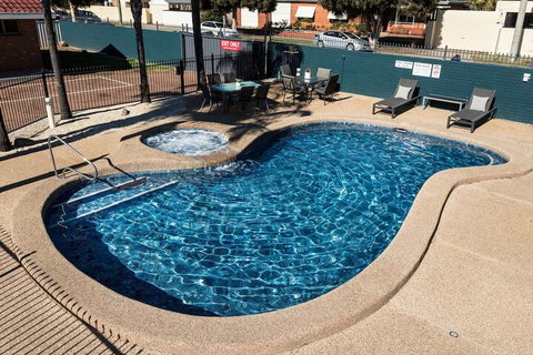 Addison Motor Inn - Accommodation Sunshine Coast 3