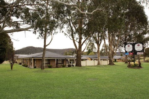 Zig Zag Motel - Accommodation Sunshine Coast 0