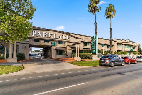 Quality Hotel Parklake Shepparton - Accommodation Sunshine Coast 0