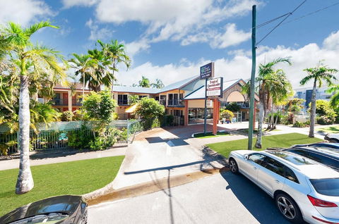 Tropical Queenslander - Accommodation Sunshine Coast 0