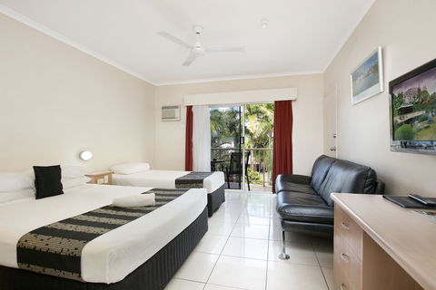 Cairns City Sheridan - Accommodation Sunshine Coast 6