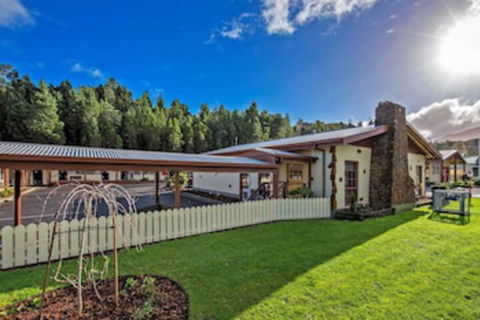 Gold Rush Inn - Accommodation Sunshine Coast 0