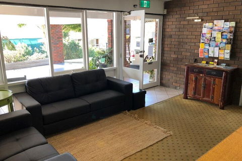 Matador Motor Inn - Accommodation Sunshine Coast 2