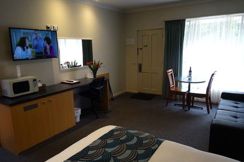 Victoria Lodge Motor Inn & Apartments - Accommodation Sunshine Coast 4