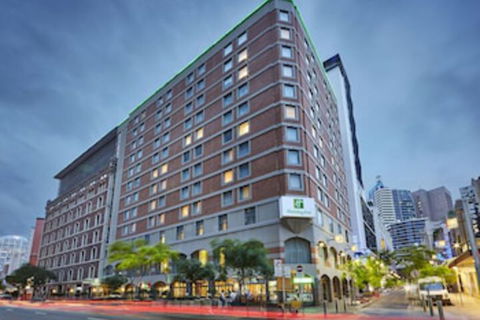 Holiday Inn Darling Harbour, An IHG Hotel - Accommodation Sunshine Coast 0