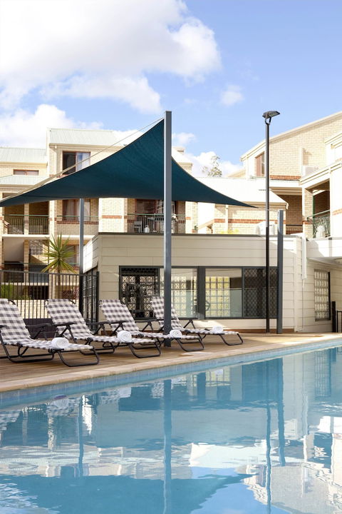 Mont Clare Boutique Apartments - Accommodation Sunshine Coast 1
