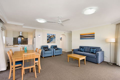 Beach House Seaside Resort Coolangatta - Accommodation Sunshine Coast 5