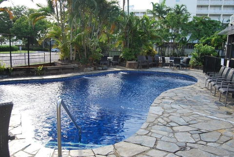 Cairns Plaza Hotel - Accommodation Sunshine Coast 1