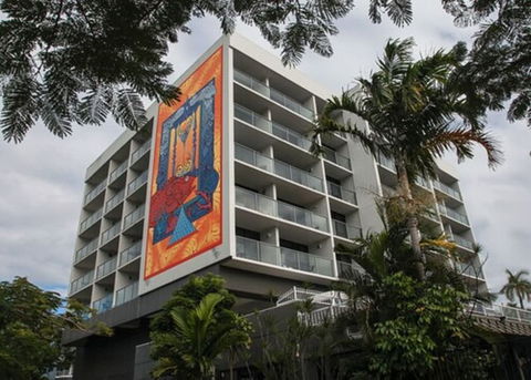 Cairns Plaza Hotel - Accommodation Sunshine Coast 0