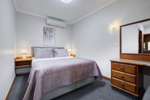 Adelaide Inn - Accommodation Sunshine Coast 2