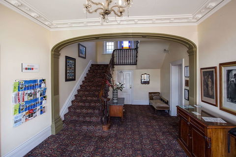 Quality Hotel Bentinck - Accommodation Sunshine Coast 4