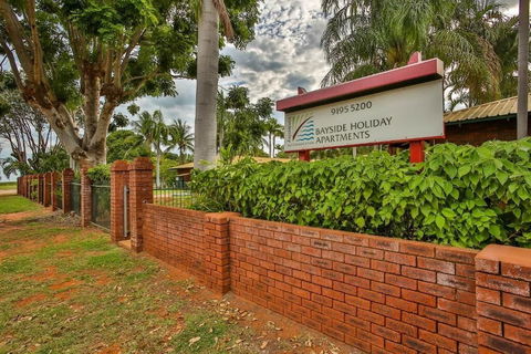 Bayside Holiday Apartments - Accommodation Sunshine Coast 0