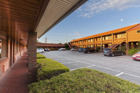 Hotel Bruce County - Accommodation Sunshine Coast 0