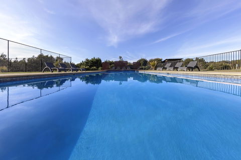 Ramada Resort By Wyndham Phillip Island - Accommodation Sunshine Coast 1