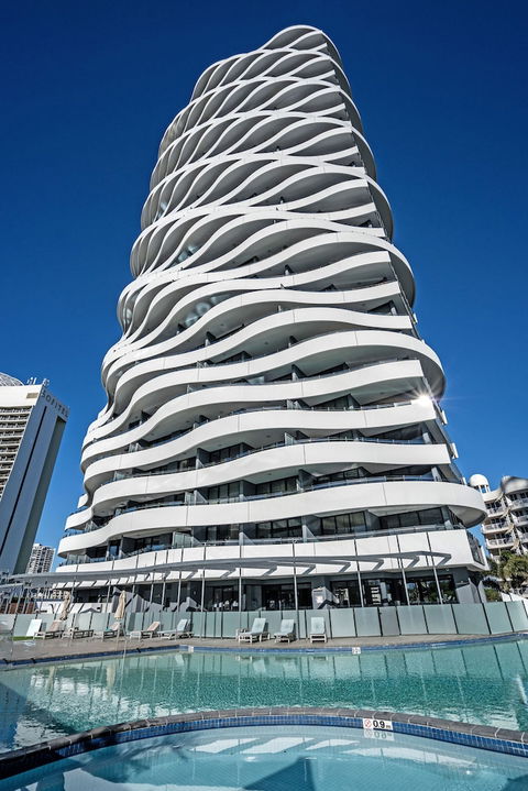 The Wave Resort - Accommodation Sunshine Coast 0