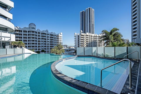 The Wave Resort - Accommodation Sunshine Coast 4
