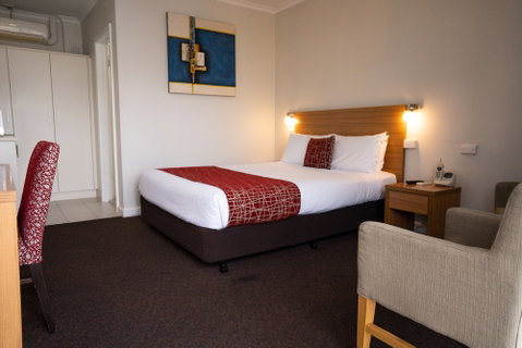 Admiralty Inn - Accommodation Sunshine Coast 4
