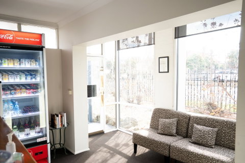 Admiralty Inn - Accommodation Sunshine Coast 0