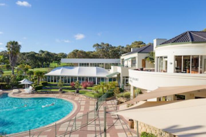 Connolly WA Accommodation Sunshine Coast