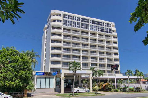 Acacia Court Hotel - Accommodation Sunshine Coast 0