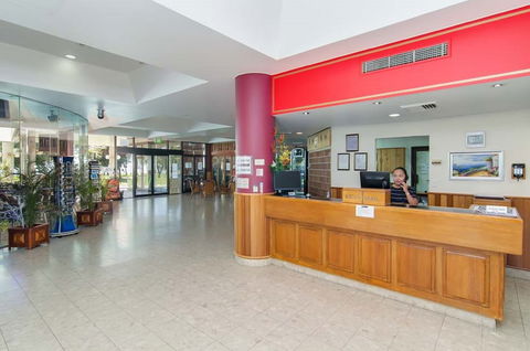 Acacia Court Hotel - Accommodation Sunshine Coast 4