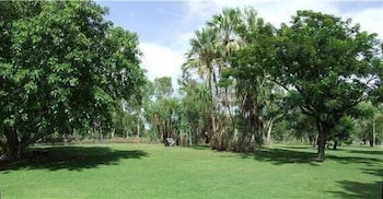 Territory Manor Motel & Caravan Park - Accommodation Sunshine Coast 5