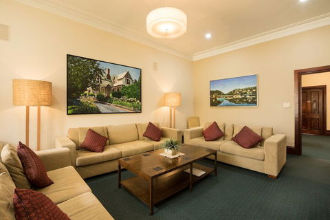 Franklin Manor - Accommodation Sunshine Coast 3