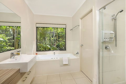 On Obi Maleny - Accommodation Sunshine Coast 3