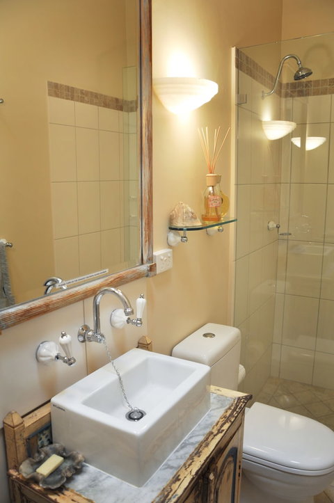 Athelney Cottage - Accommodation Sunshine Coast 1