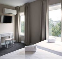 Lily Sands Inn - Accommodation Sunshine Coast