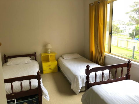 2 Jocelyn Street. Dalmeny - Accommodation Sunshine Coast 1
