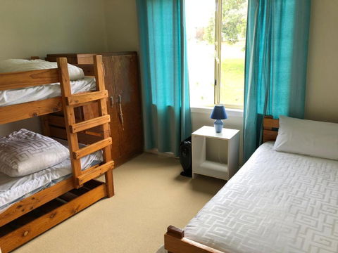 2 Jocelyn Street. Dalmeny - Accommodation Sunshine Coast 3