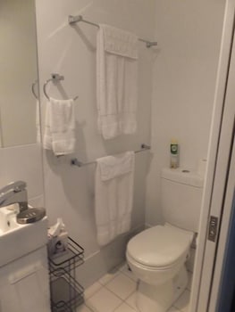 Torquay Terrace Bed & Breakfast - Accommodation Sunshine Coast 6