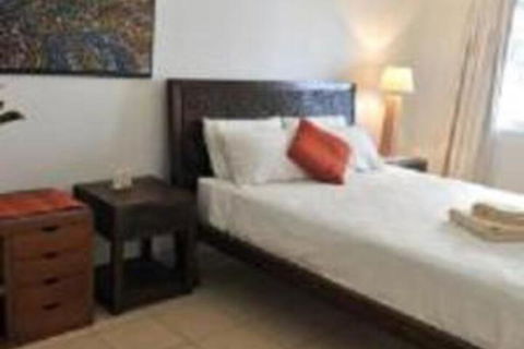 Inner City Cardona Court Apartment - Accommodation Sunshine Coast 4