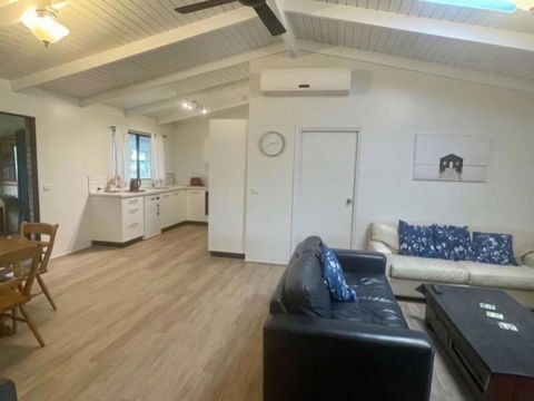Abbey Beach Shack - Accommodation Sunshine Coast 4