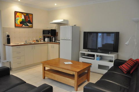 Alfred Cove Short Stay - Accommodation Sunshine Coast 2