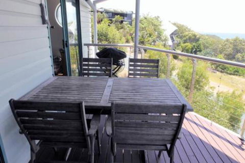 Lookout Unit 10 - Accommodation Sunshine Coast 7