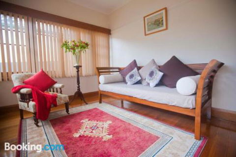 Hillside Cottage - Accommodation Sunshine Coast 2