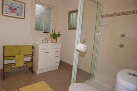 Hillside Cottage - Accommodation Sunshine Coast 7