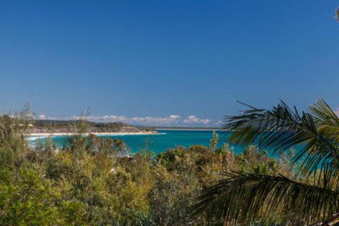 Cylinder Beach Mooloomba Unit 3 - Accommodation Sunshine Coast 2