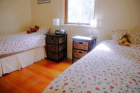 Cedarwood Cottage - Accommodation Sunshine Coast 5