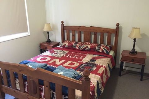 Holland Park Motel - Accommodation Sunshine Coast 3