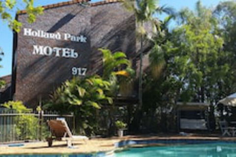 Holland Park Motel - Accommodation Sunshine Coast 0