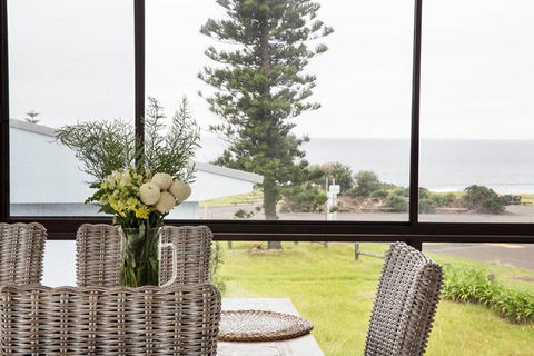 The Green Dragon - Accommodation Sunshine Coast 4